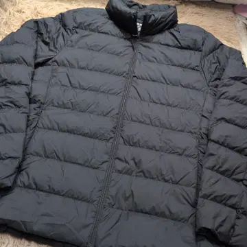 유니클로 XXL 블랙 다운 자켓