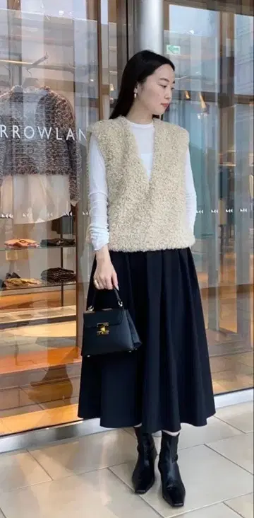 투모로우랜드 볼지 보아 베스트 2025aw