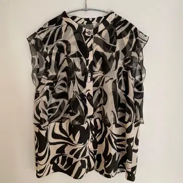 아나이 아트 리프 슬리브리스 콤비 블라우스