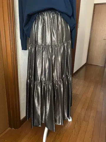 더블 스탠다드 클로징 라메 캉캉 스커트 거의 새상품 5만