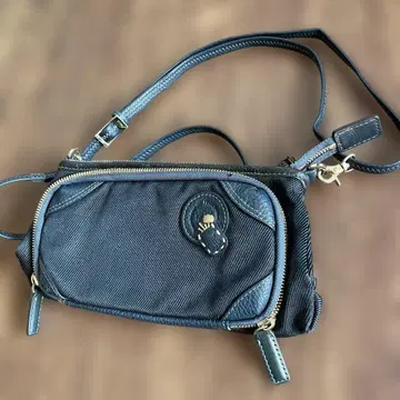 펠레보르사 지갑 스마트폰 숄더 미니백 네이비