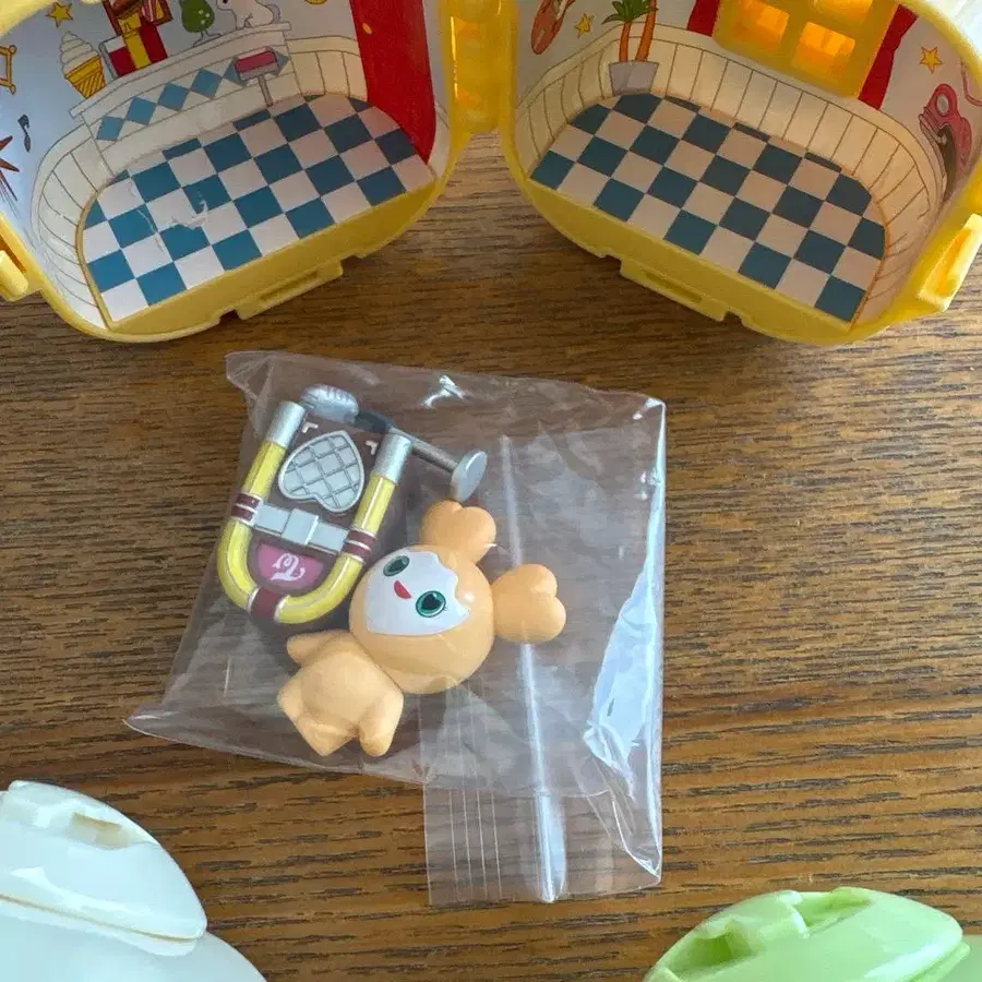 4번째 상품 이미지