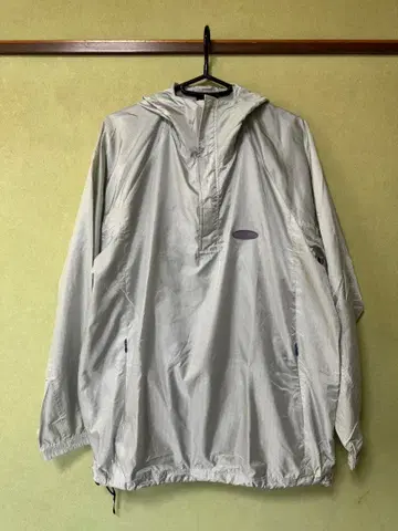 CANTERBURY 후드 부착 마운틴 후드티