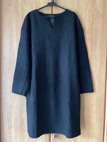 23구 다크 그레이 울 긴팔 원피스 사이즈 40