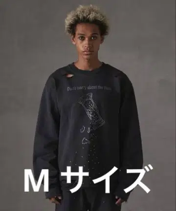 큐빅 디자인 그래픽 데미지 맨투맨 풀오버 블랙