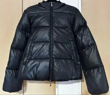 듀베티카 블랙 후드 부착 다운 자켓 40