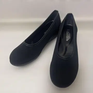 미사용급 마리안 컴포트 슈즈 웨지솔 23.5