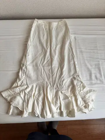 [ 12/09까지 ] SIWEM PEONY HEM SKIRT 시움 스커트