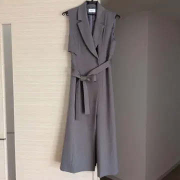 FRAY I.D 라펠 테일러드 원피스