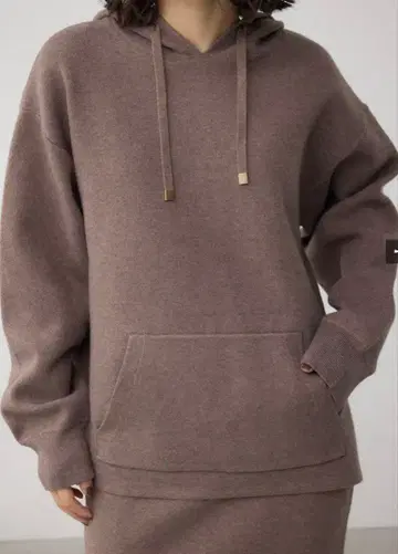 미개봉 새상품 아줄바이마우지 스웨터 니트 후드티 브라운