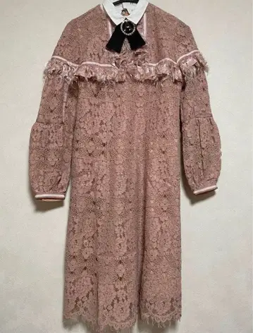 아도니시스 원피스