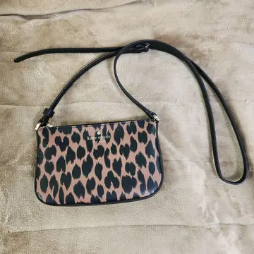 kate spade 레오파드 무늬 숄더백