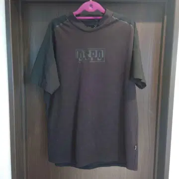 Callaway 블랙 반팔 셔츠