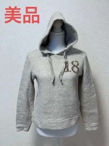 [새상품급] 베아트리스 아이보리 원포인트 비즈 자수 속기모 후드티