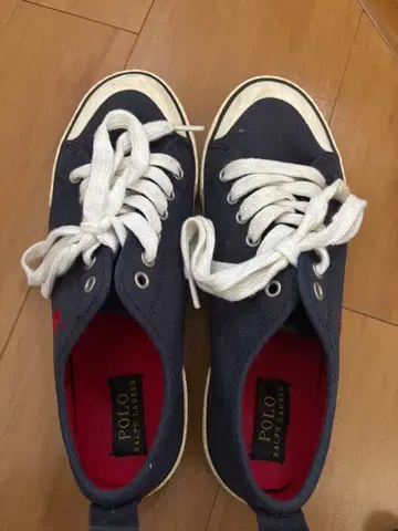 Polo 네이비 스니커즈