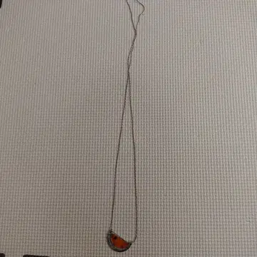 오렌지 펜던트 목걸이