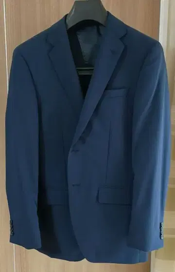 네이비 스트라이프 싱글 비즈니스 정장 Y6 꼬리주머니 직조 슬림