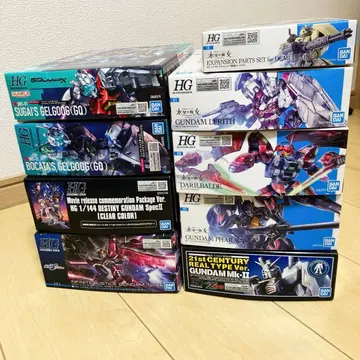 건담 프라모델 9개 묶음 판매