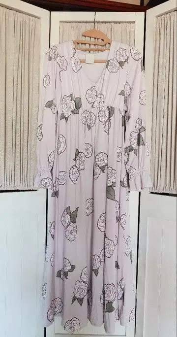 젤라또피케 꽃무늬 룸웨어 연보라 긴팔 젤라피케