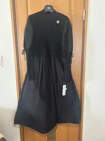 슈퍼 뷰티 블랙 니트 롱 원피스 긴팔