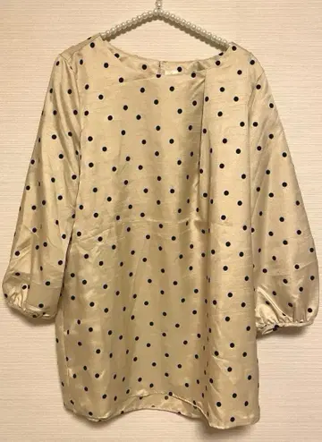 BE NEAT 비니트 블라우스 도트 7부 소매 L 미사용품 택 포함