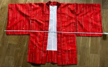 빨간색 도트 무늬 겉옷