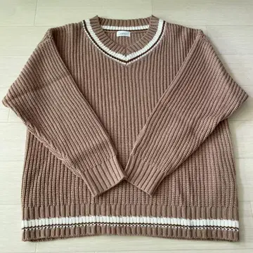 JUNRED 브라운 베이지 V넥 울 니트 M