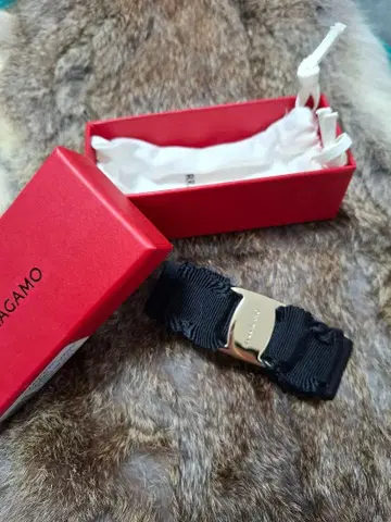 Ferragamo 블랙 헤어 액세서리 머리핀