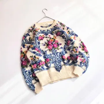 빈티지 꽃무늬 올 패턴 니트 C18