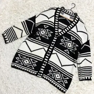 ENVYM 가디건 네이티브 무늬 v넥 기하학 패턴 모노톤 ( F )