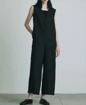 유나이티드 애로우즈 앤 선즈 올인원 S 블랙