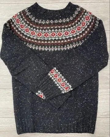 HOWLIN' 노르딕 무늬 브라운 계열 니트 스웨터