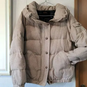 트위드 소재의 다운 써니클라우드