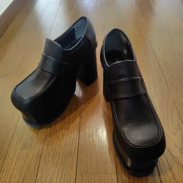 EMODA 블랙 로퍼 하이힐