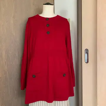 레리안 빨간색 울 100% 스웨터 버튼 포함 긴팔
