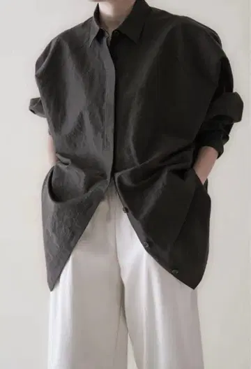 IIROT Oversized Linen Shirt_Khaki