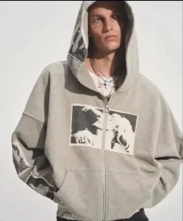 bastard 후드티 ENHYPEN 니키 착용