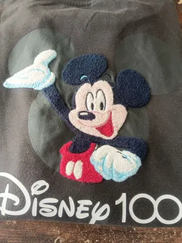 Disney 100 미키마우스 트레이닝복