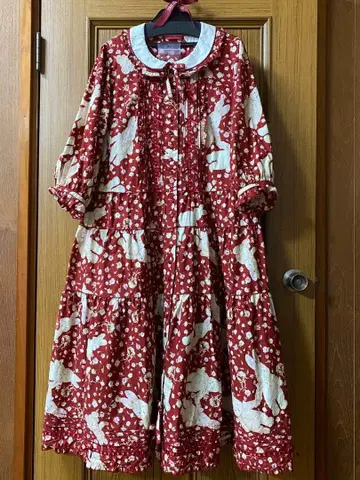 핑크하우스 장미 정원 토끼 프린트 원피스 미디 기장 새상품