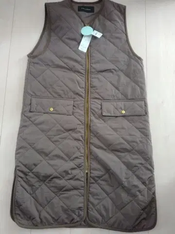 여성용 다운 베스트 M 사이즈 새상품