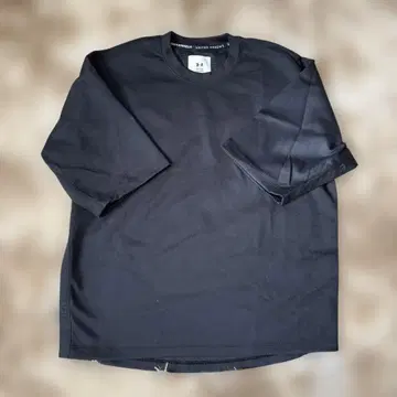 UNDER ARMOUR UNITED ARROWS 티셔츠 블랙