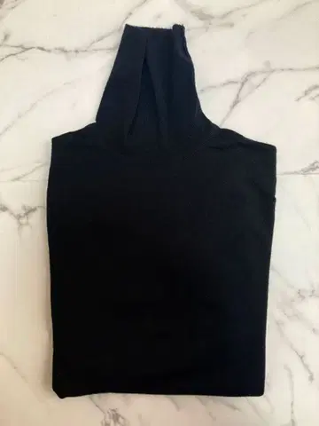 존스메들리 블랙 심플 터틀넥 M