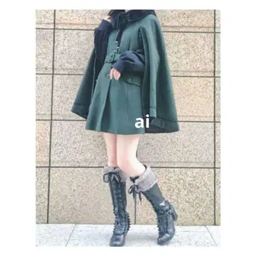 [새상품] 엑시즈팜 퍼 옷깃 달린 케이프 코트