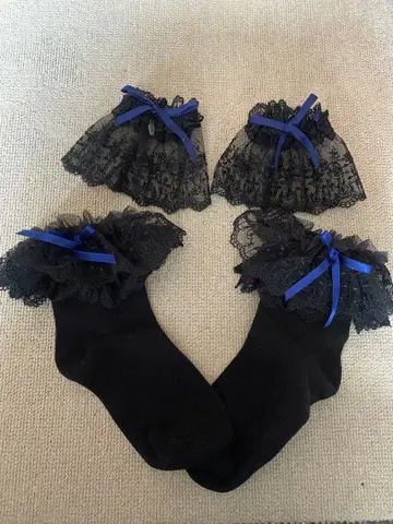 Moi-meme-Moitie 크루 삭스 소매 장식