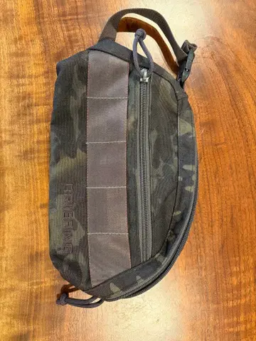 브리핑 카모 패턴 파우치