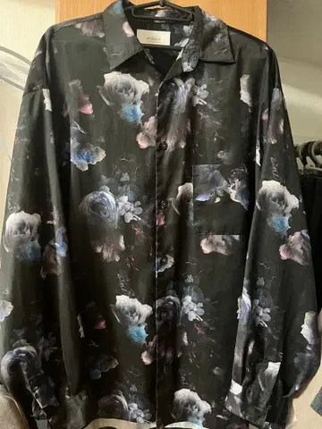 STUDIOUS 꽃무늬 긴팔 셔츠 블랙