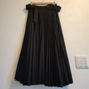 ZARA 플리츠 롱 스커트