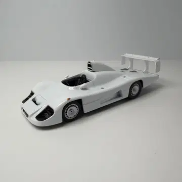 교쇼 포르쉐 936