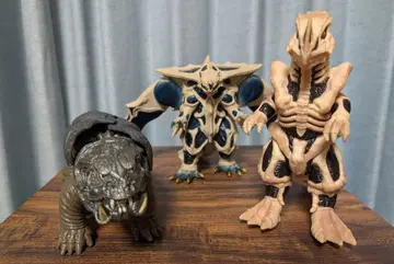 파워드 케라 1993 등 3체 세트