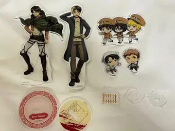 진격의 거인 엘렌 아크릴 스탠드 묶음 판매